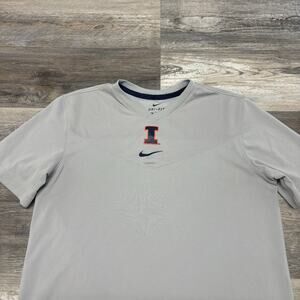 Nike Dri Fit Illinois Fighting Illini Gray Mens M V-Neck Center Swoosh NCAA Tee